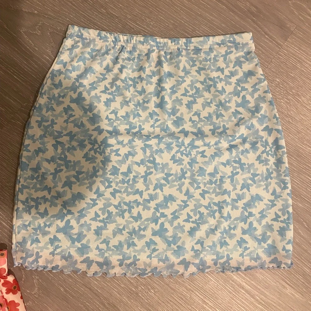 Mini Skirt Bundle - Picture 3 of 3